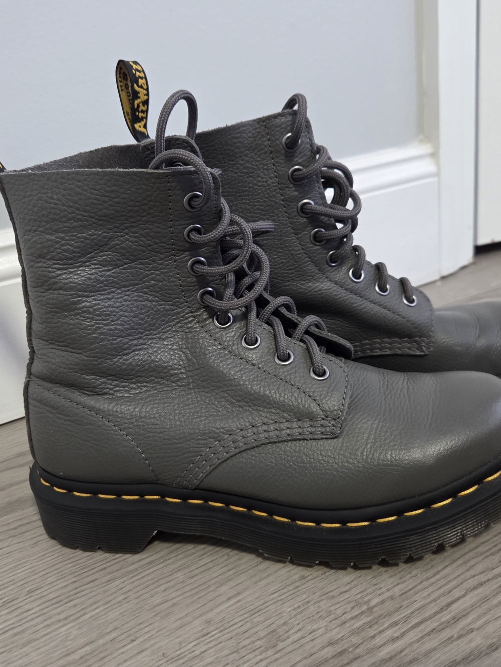 Dr. Martens 1460 Soft Leather Gray Pascal Boots Womens Size 7